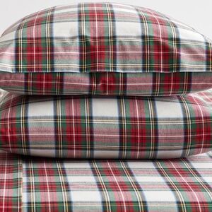 NWT Pottery Barn Stewart Plaid Standard Pillowcases Set of 2 Perfect for RLC